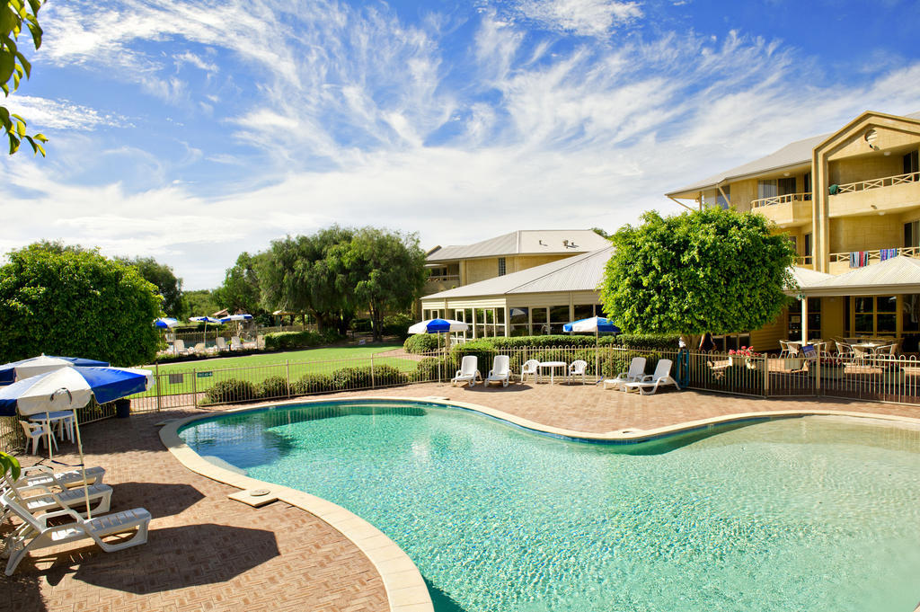 Abbey Beach Resort Busselton Exterior photo